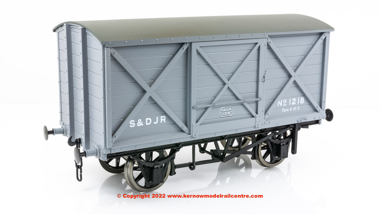K7010D Kernow Models LSWR Diag 1410 Covered Van - SDJR Grey 1218